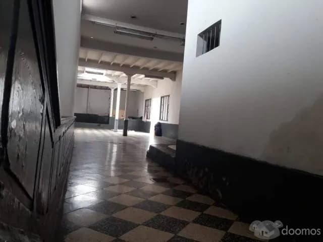 Venta de Local Comercial — foto 3