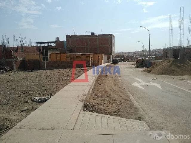 VENTA DE TERRENO EN UN CONDOMINIO EN CARABAYLLO — foto 1