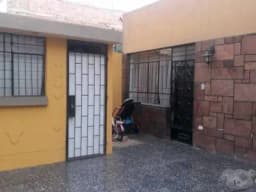 VENTA DE CASA LA PERLA CALLA - URB. SIMA