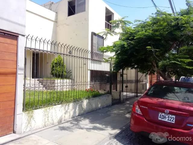VENDO CASA COMO TERRENO EN SALVADOR DALÍ – SAN BORJA — foto 2
