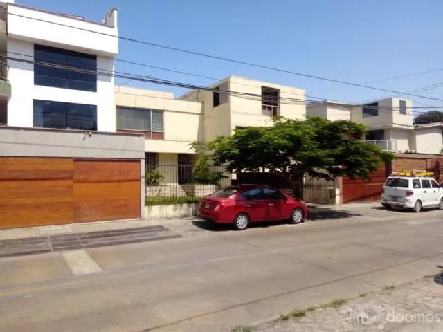 VENDO CASA COMO TERRENO EN SALVADOR DALÍ – SAN BORJA — foto 7