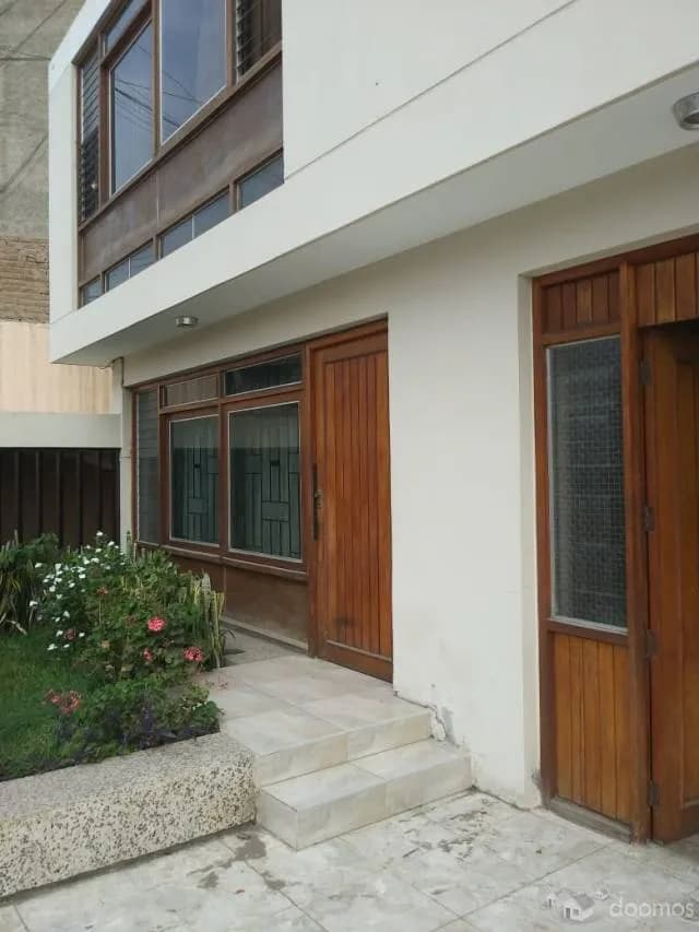 VENTA DE CASA AMPLIA — foto 3