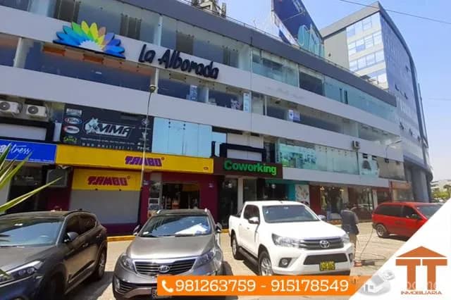 ALQUILO LOCAL 300mt-C.C. ALBORADA (Vista Benavides) — foto 1
