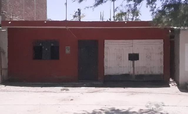 VENTA DE CASA - Precio NEGOCIABLE — foto 1