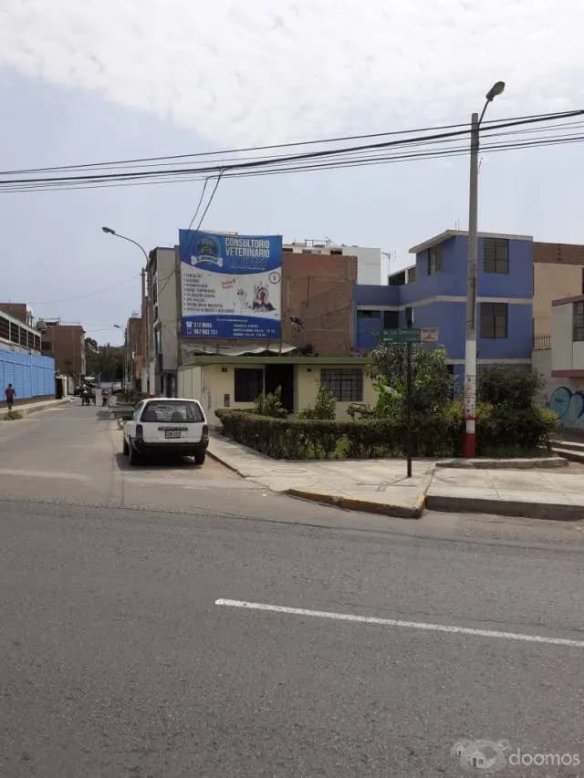 VENTA DE CASA EN AVENIDA PRINCIPAL — foto 1