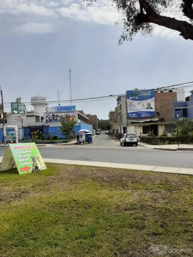 VENTA DE CASA EN AVENIDA PRINCIPAL — foto 3