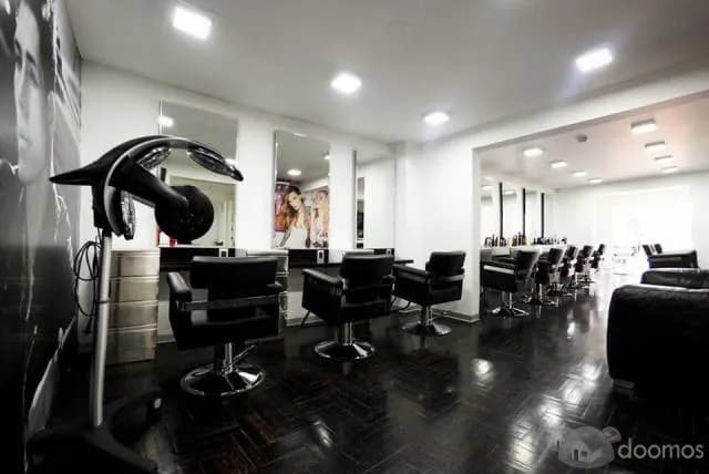 ALQUILER  DE AMPLIO LOCAL COMERCIAL EN PLENA AV. JAVIER PRADO-SAN BORJA — foto 3