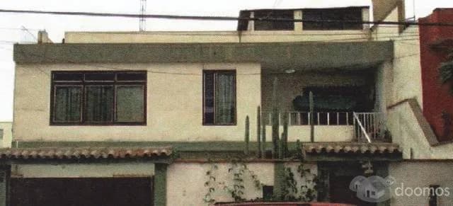 Vendo Espacioso Departamento Segundo Piso  con Cochera en San Borja — foto 1