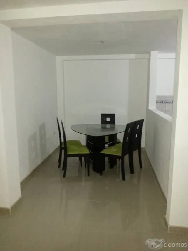 SE ALQUILA DUPLEX UBICADO A ESPALDAS DEL QUINDE — foto 2