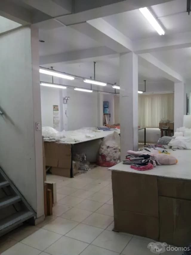 OPORTUNIDAD LOCAL COMERCIAL 4 PISOS — foto 6