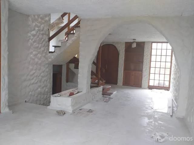 ALQUILO ACOGEDORA CASA FRENTE A PARQUE EN TAHUAYCANI — foto 2