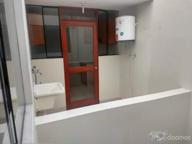 Departamento interior 2do. piso 2 dormitorios 75 m² — foto 6