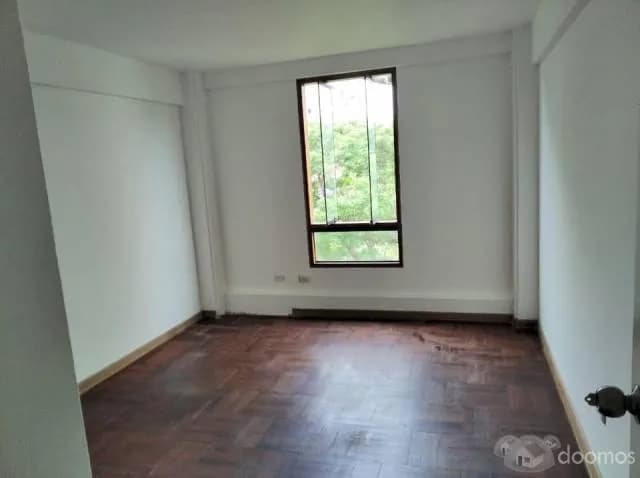 Flat totalmente remodelado rodeado de parques — foto 8