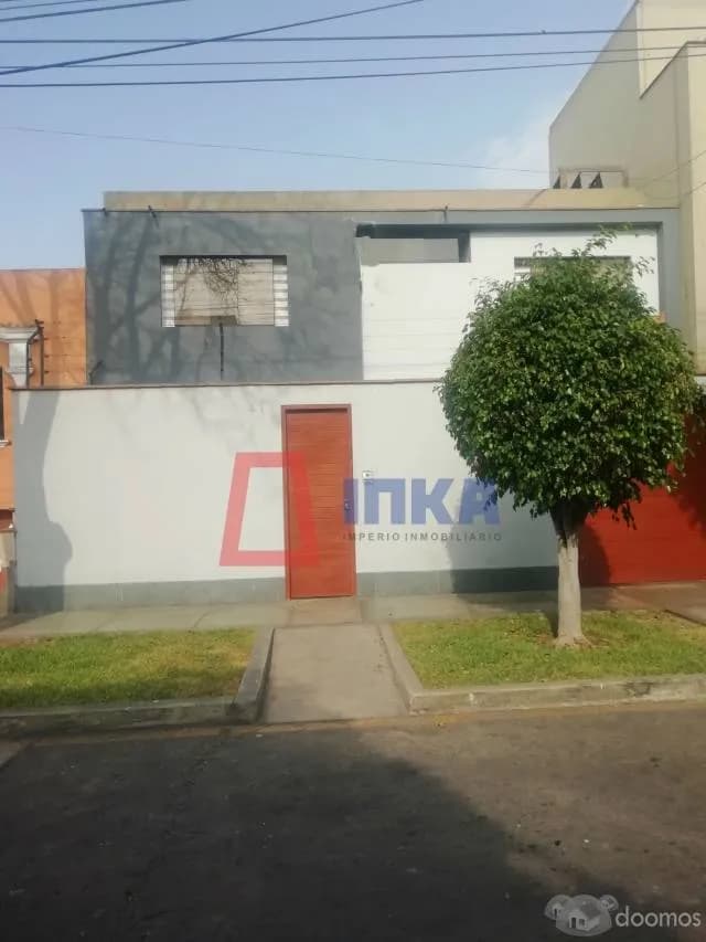 HERMOSA CASA SAN ISIDRO EN ZONA FINANCIERA — foto 1