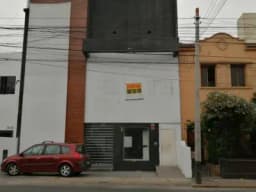 LOCAL COMERCIAL 220MT2 + 2 PISOS, IDEAL PARA CLINICA. MINI MARKET, OFICINAS CORPORATIVAS-
