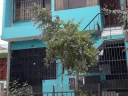 Venta de casa (2do piso +Aires)