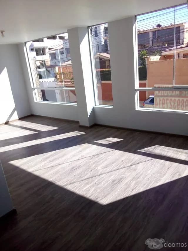 Yanahuara, 3 Oficinas de estreno Alquilo 90 mt2 — foto 1