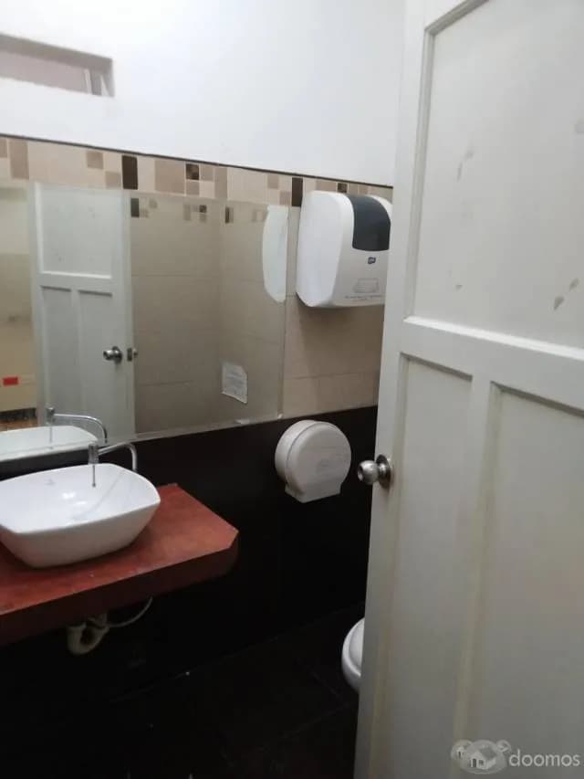 Local comercial con excelente ubicación en Miraflores — foto 5