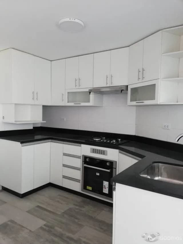 SE ALQUILA DEPARTAMENTO AV.EL POLO– SANTIAGO DE SURCO — foto 3
