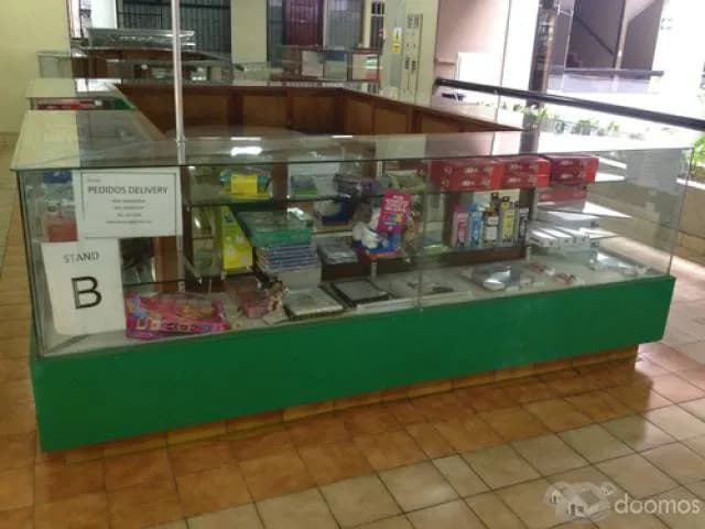 Local Comercial en Venta o Alquiler en SAN ISIDRO — foto 1