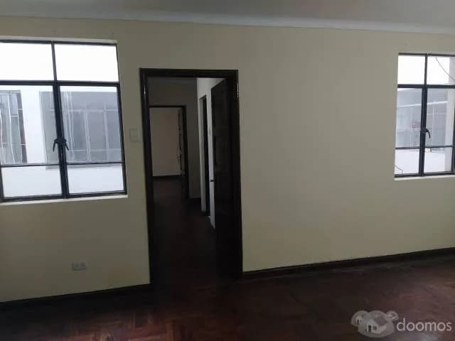 Acogedor departamento en Lince limite con San Isidro — foto 8