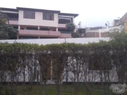 Vendo Residencia en La Molina a precio de terreno.