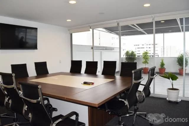 Oficina Duplex 191 m² Implementada en Miraflores — foto 1