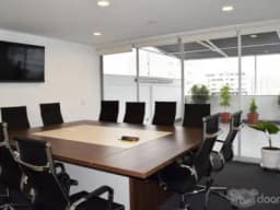 Oficina Duplex 191 m² Implementada en Miraflores