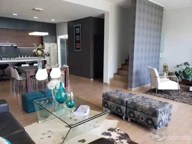 VENDO CASA FRENTE A PARQUE EN CASUARINAS SUR — foto 2