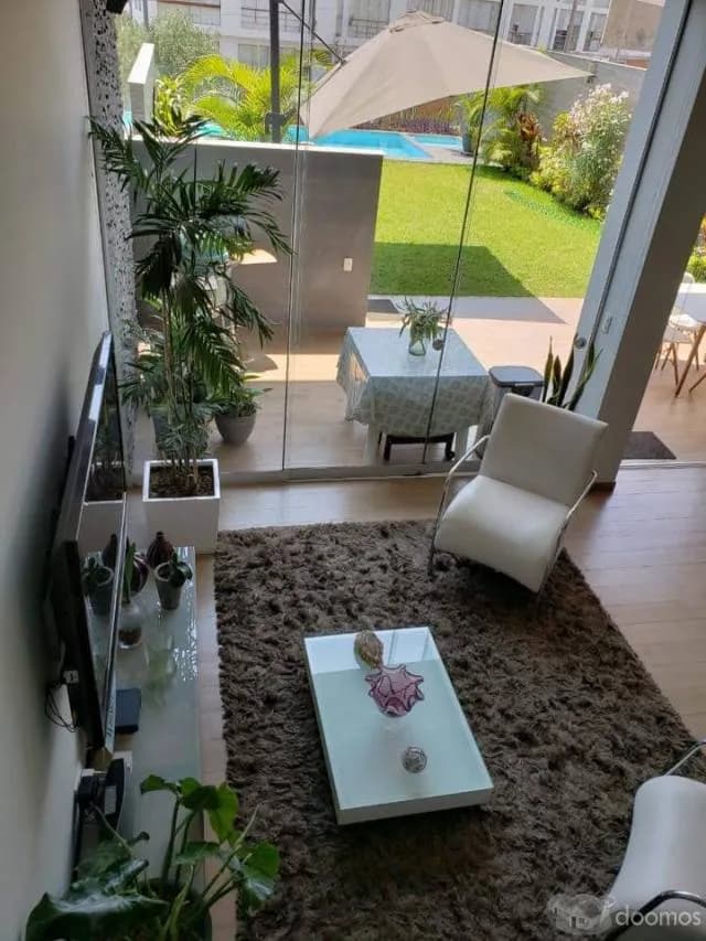VENDO CASA FRENTE A PARQUE EN CASUARINAS SUR — foto 4
