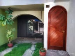 Alquilo Bonita Casa de Un Piso en Yanahuara, Quinta Claudia A-6