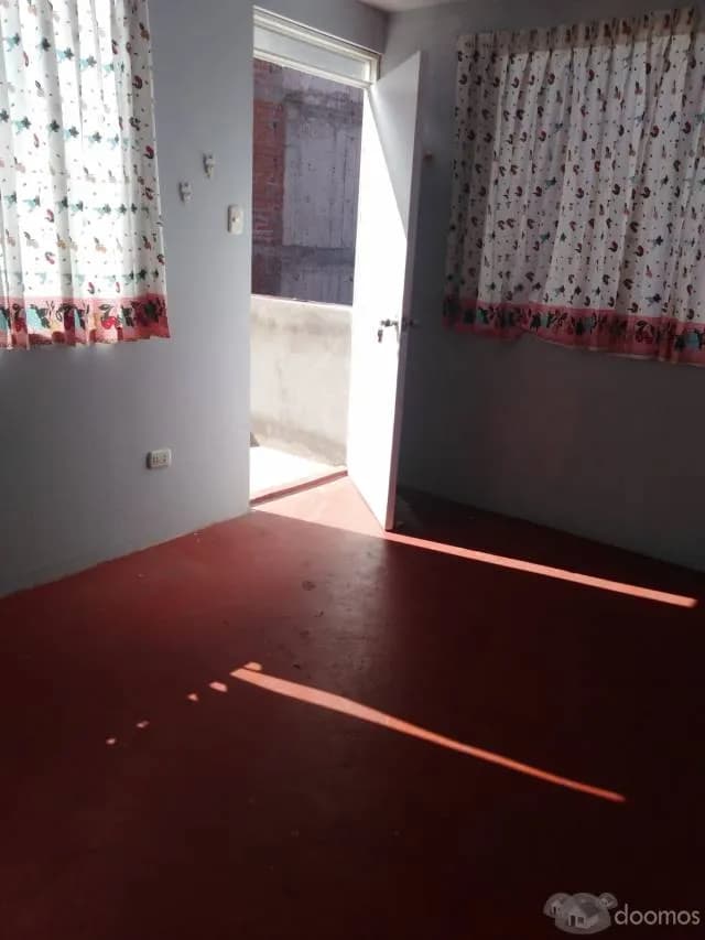 SE ALQUILA HABITACIÓN EN ZONA PRIVADA CERCA A LECHE GLORIA — foto 2