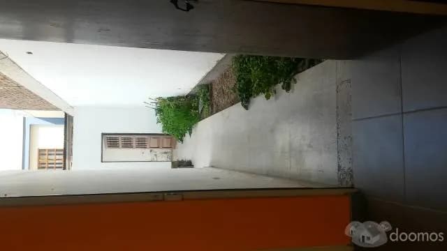 SE ALQUILA O VENDE  CASA AMPLIA PARA EMPRESAS — foto 5