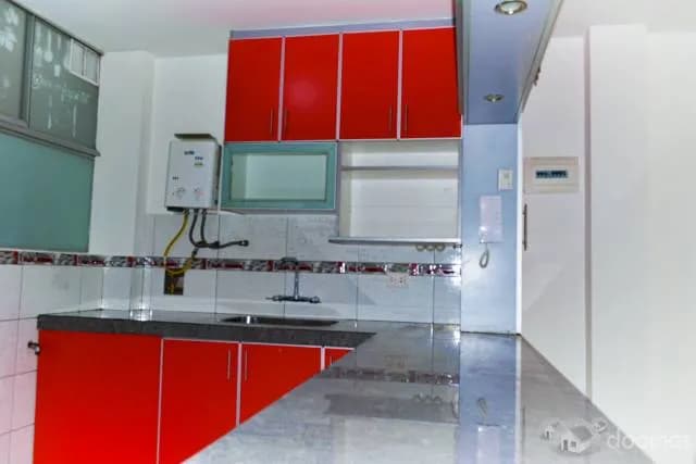 SE VENDE DEPARTAMENTO EN SAN JUAN DE MIREFLORES — foto 2