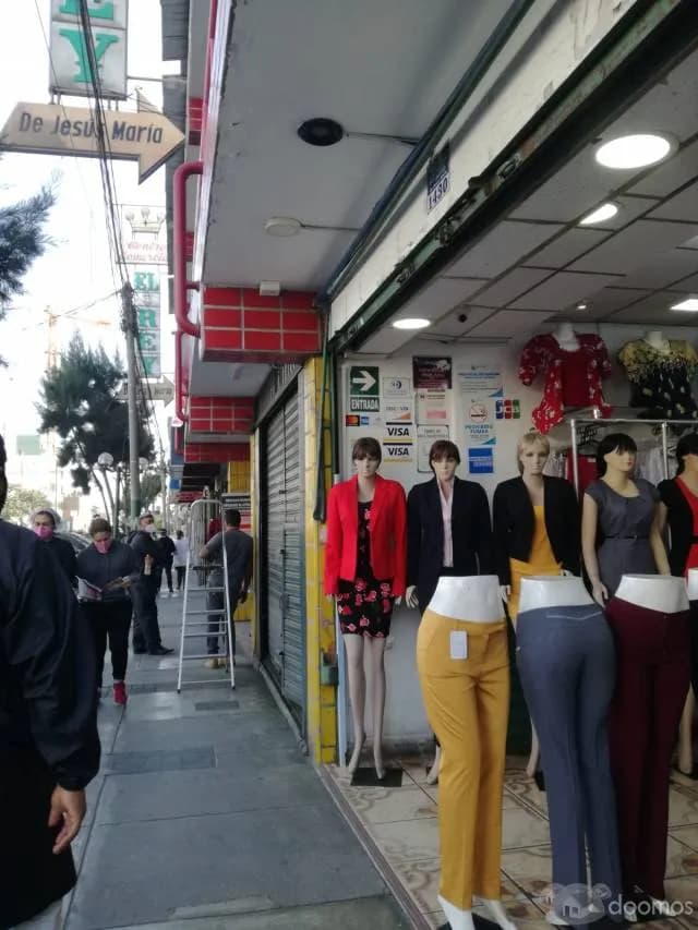 Alquiler de local comercial en zona céntrica de Jesús Maria! — foto 1