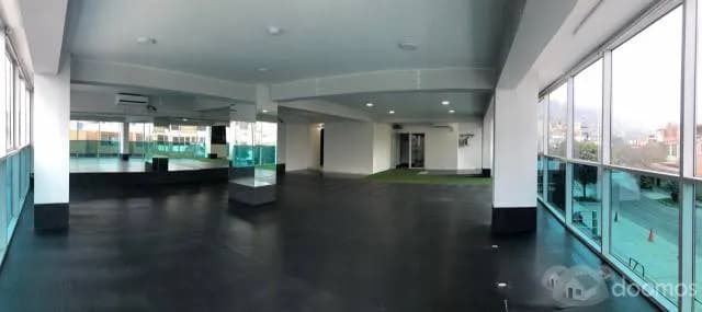 LOCAL COMERCIAL EN EXCLUSIVA ZONA DE LA ENCALADA — foto 7