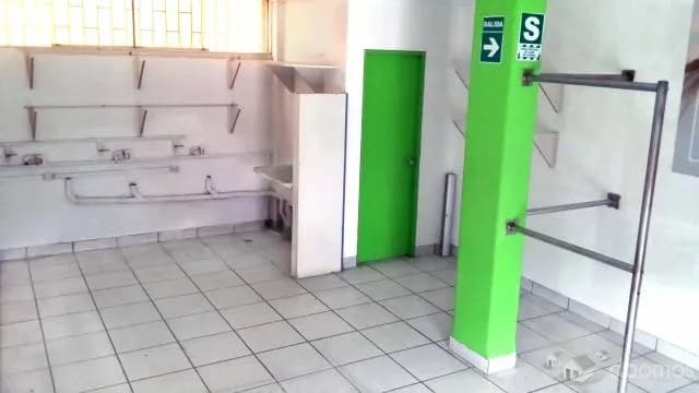 Se aquila local comercial en Surco — foto 1