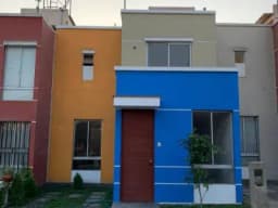 VENTA DE CASA EN VILLACLUB 3  DE 2  PISOS MÁS AIRES
