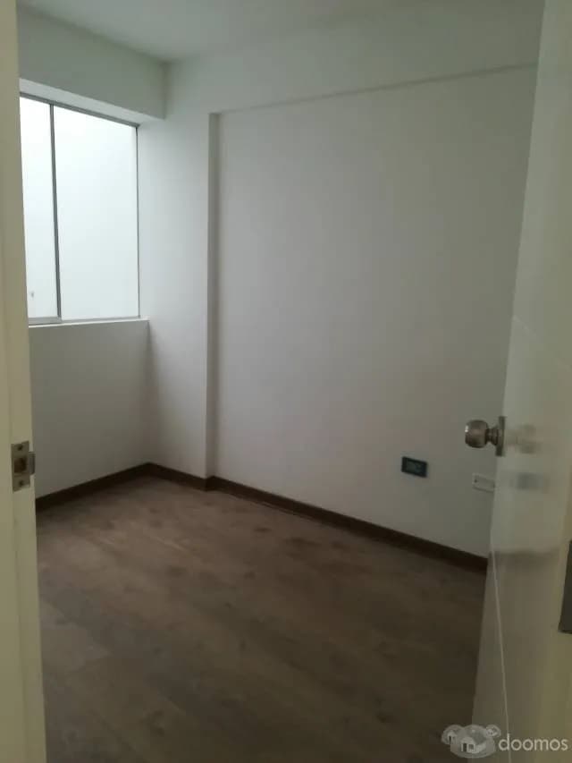 DEPARTAMENTO DE ESTRENO/ PRIMER PISO/ EXCELENTE VISTA — foto 3