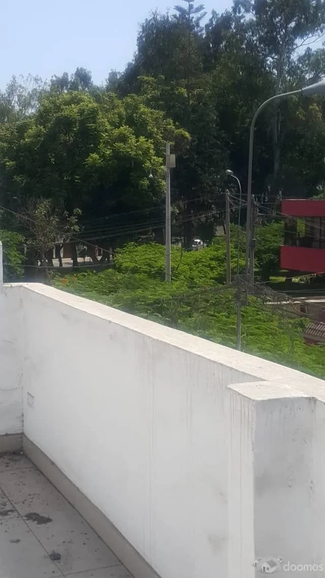 Vendo Casa en Surco - Estreno - Urb. El Polo — foto 1