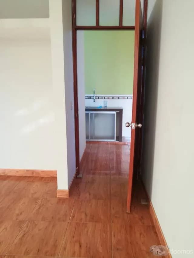 VENTA DE CASA NUEVA DE 3 PISOS C/6 DEPARTAMENTOS — foto 3