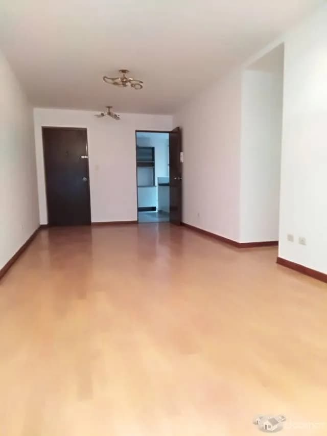 DEPARTAMENTO EN PRIMER PISO EXCLUSIVO + COCHERA PRIVADA — foto 1