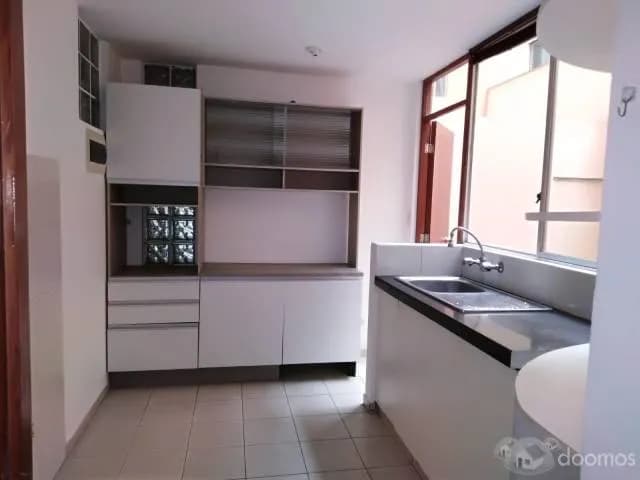 DEPARTAMENTO EN PRIMER PISO EXCLUSIVO + COCHERA PRIVADA — foto 2