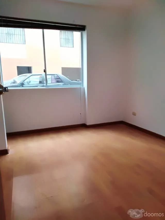 DEPARTAMENTO EN PRIMER PISO EXCLUSIVO + COCHERA PRIVADA — foto 3