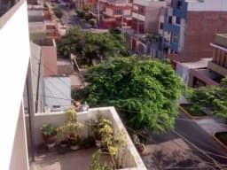 ALQUILER DE HABITACION DE ESTRENO PARA PERSONA SOLA