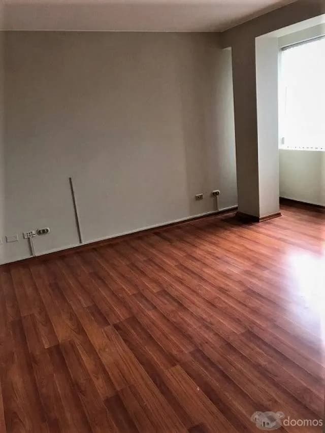 ALQUILER DE OFICINA EN MIRAFLORES — foto 1