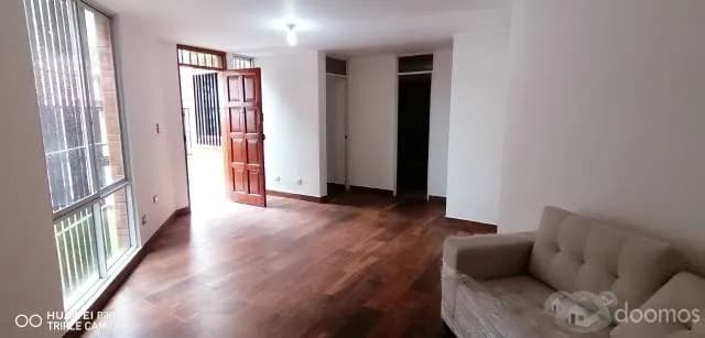 VENDO DEPARTAMENTO PRIMER PISO 77m2 TORRES DE LIMATAMBO — foto 3