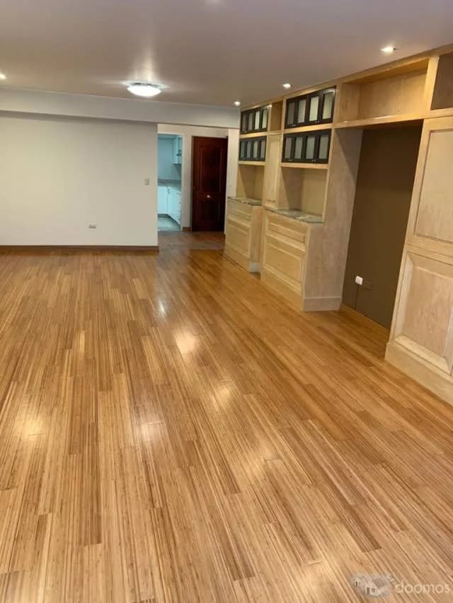 VENDO HERMOSO Y CÓMODO DEPARTAMENTO EN SAN ISIDRO — foto 4
