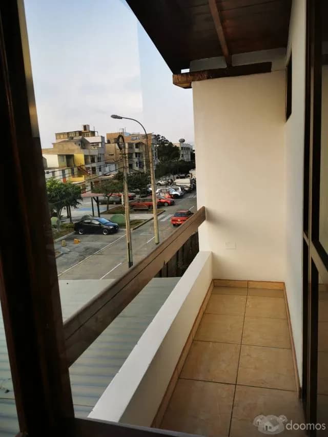 ALQUILO DEPARTAMENTO CÉNTRICO EN SAN BORJA — foto 2