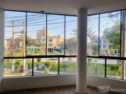 Alquiler Departamento 140m2-2do. piso Frente a parque